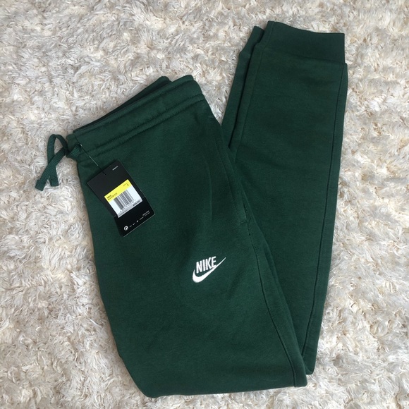 green sweatpants nike